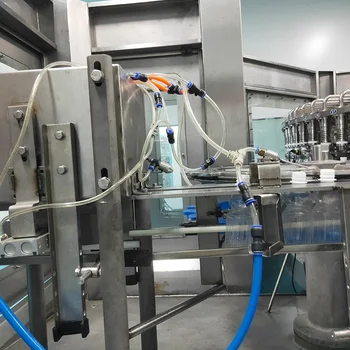 Система управления PLC Линия для розлива жидкости 2000Bph Производитель оборудования для автоматического розлива питьевой воды в бутылки