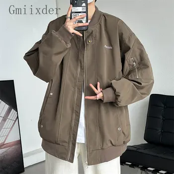 Американская минималистичная куртка-бомбер, мужская демисезонная уличная универсальная куртка в стиле ретро, функциональная бейсбольная форма оверсайз, облегающая фигуру.
