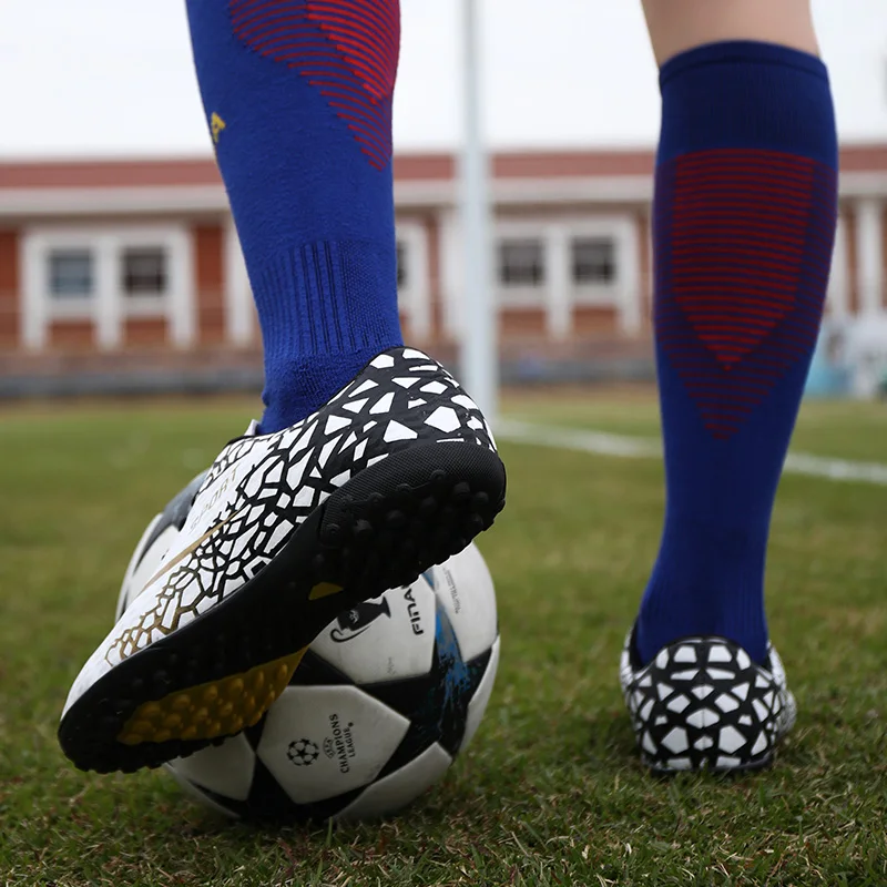 Футбольные бутсы 2023 Футбольные Бутсы для мужчин на открытом воздухе Футбольные бутсы с дышащим покрытием Профессиональная футбольная обувь для детей и мальчиков