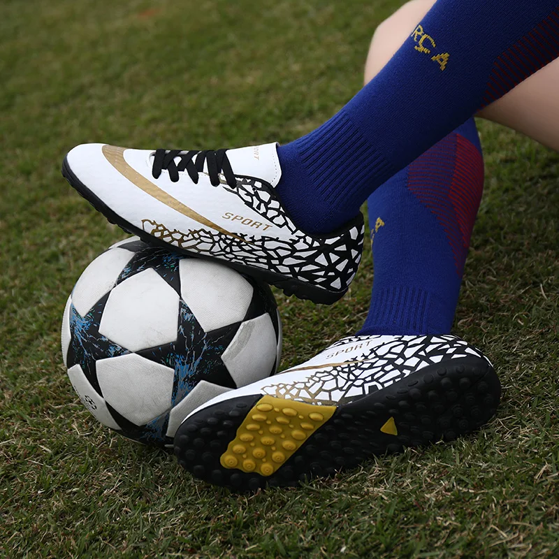 Футбольные бутсы 2023 Футбольные Бутсы для мужчин на открытом воздухе Футбольные бутсы с дышащим покрытием Профессиональная футбольная обувь для детей и мальчиков